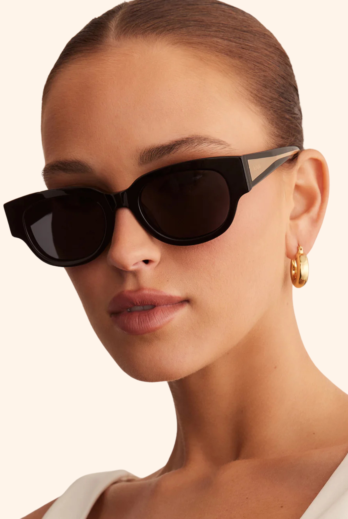 The Markle in Black Black