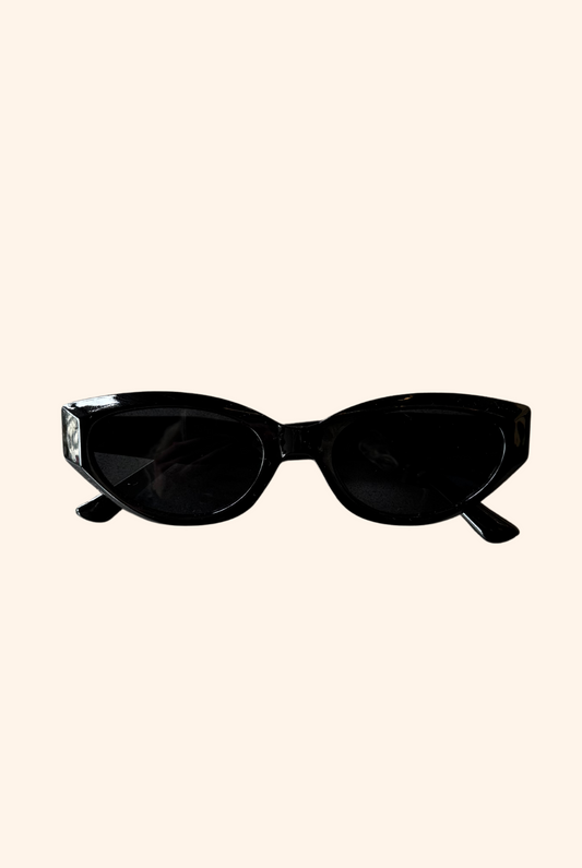 Lola Sunglasses in Black