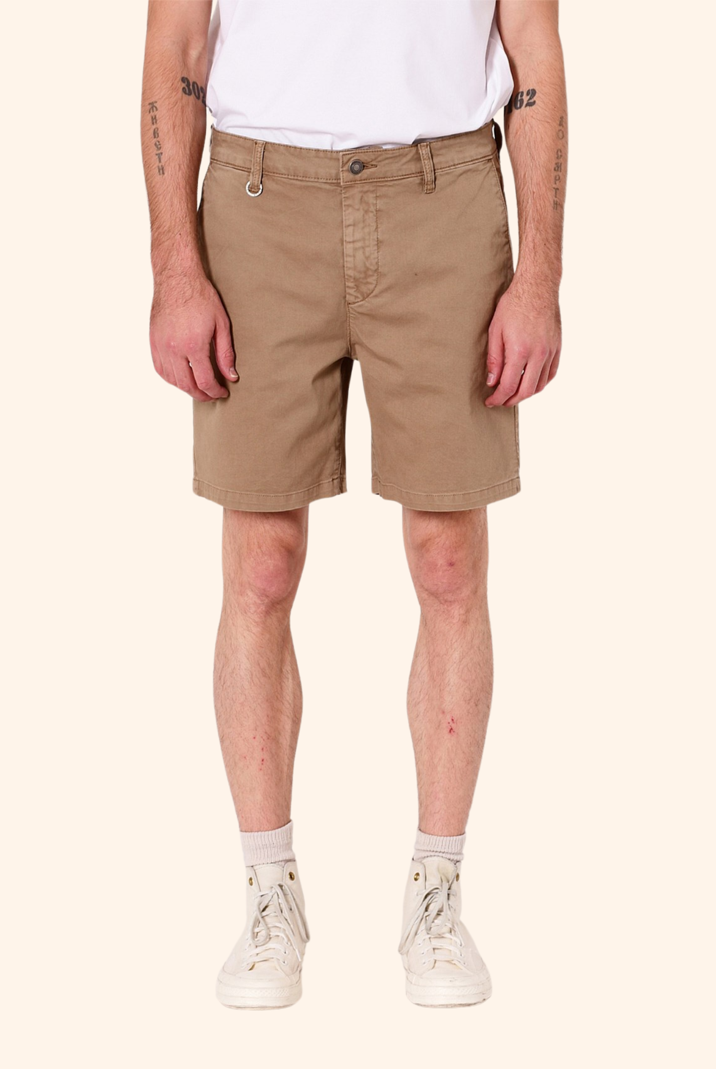 Hunter Short in Sahara