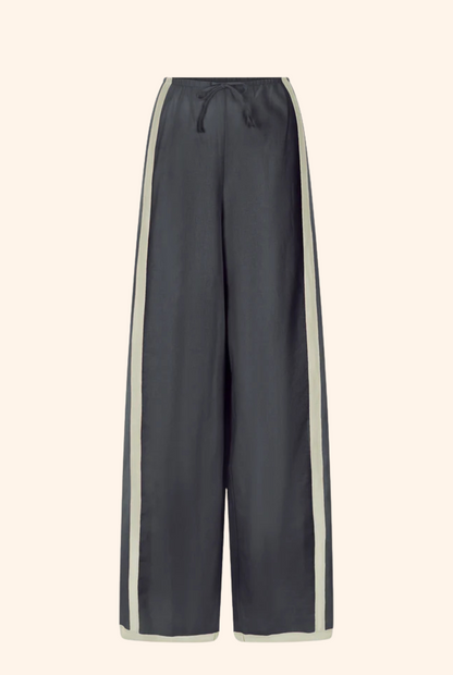 Del Mar Pant in Charcoal