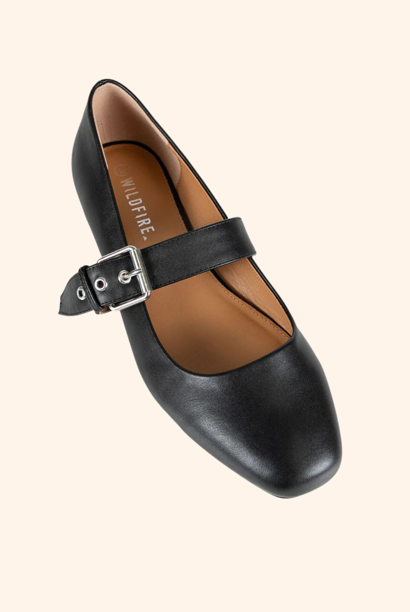 Royale Flat in Black