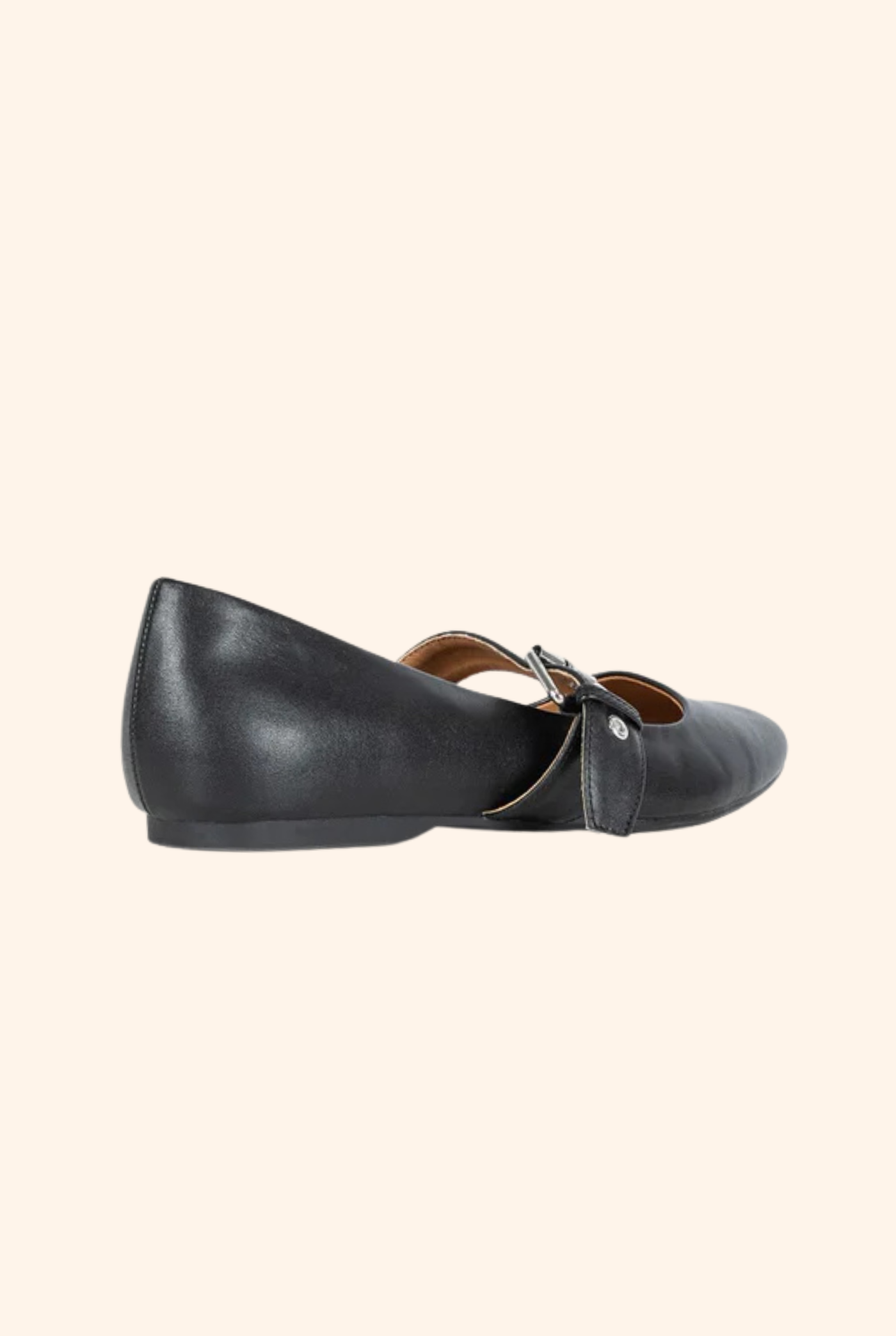 Royale Flat in Black