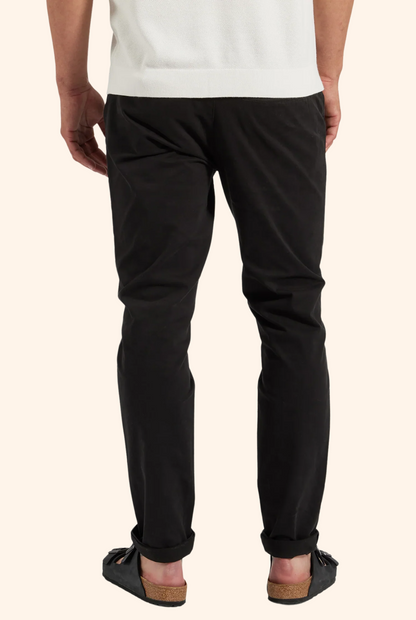 Cooper Chino Slim Black