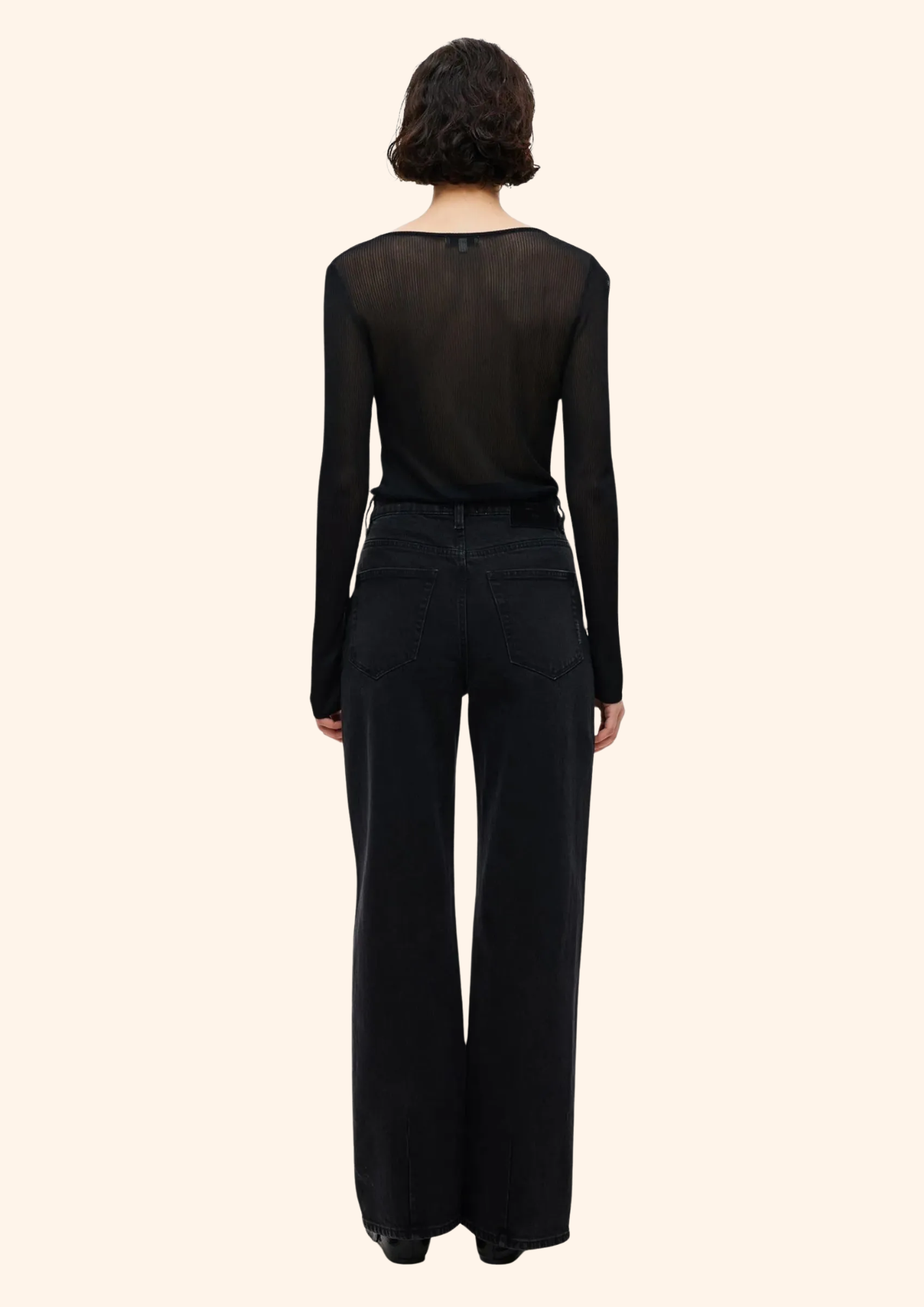 Coco Relaxed Jean in French Black