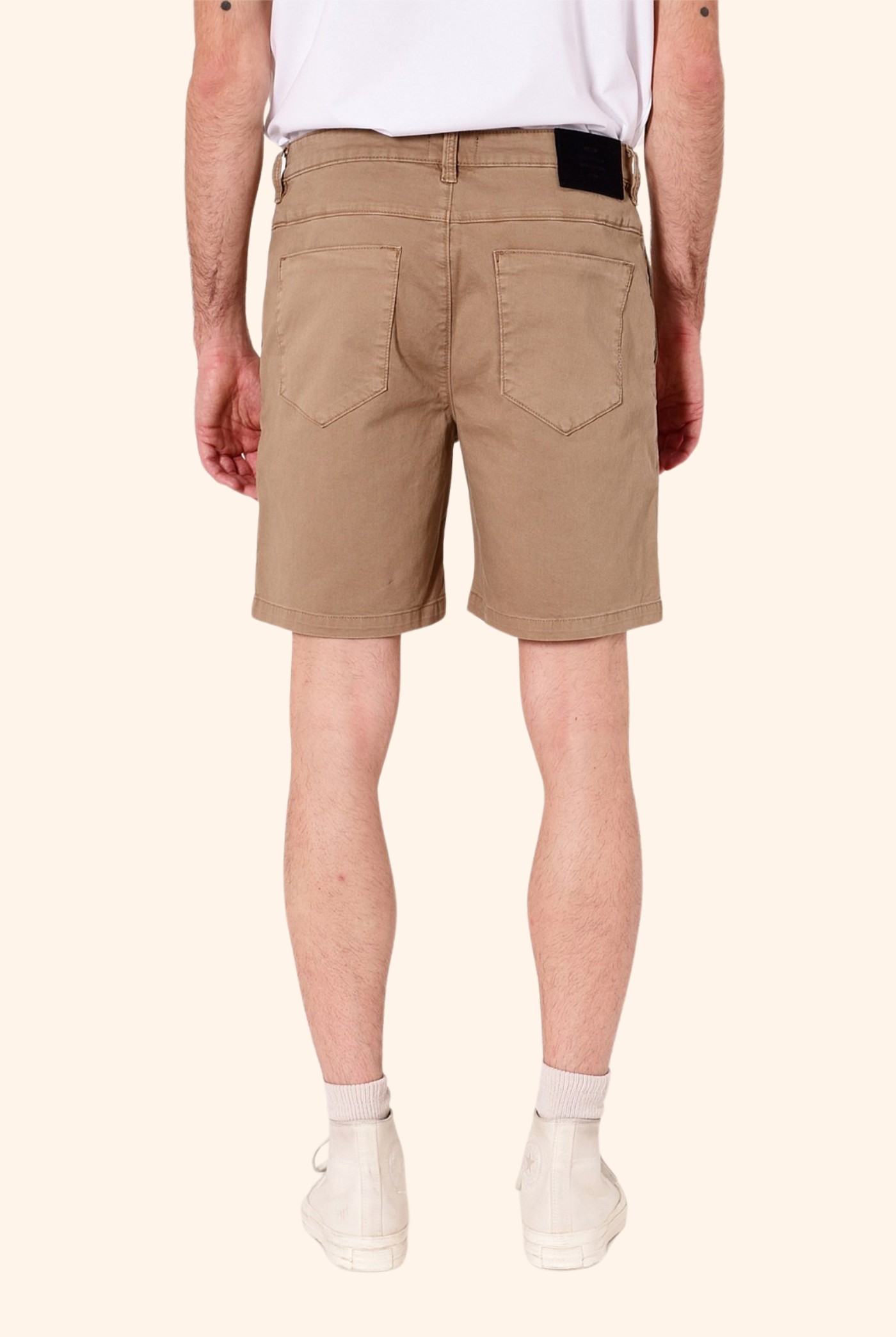 Hunter Short in Sahara