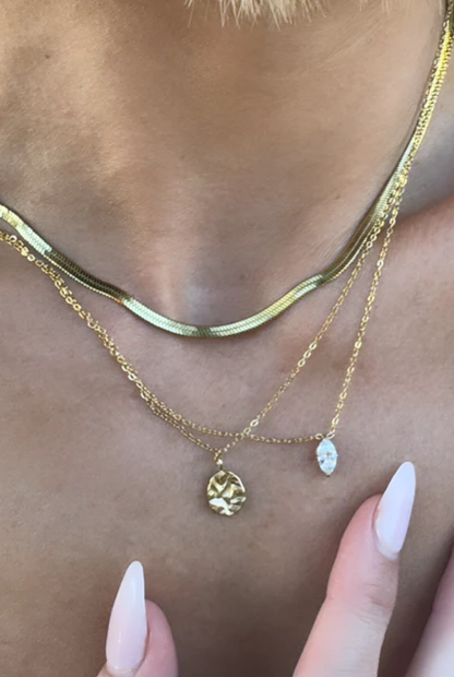 Sidewalk Chain Necklace in Gold