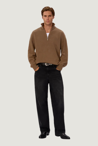 Maine Zip Neck in Acorn