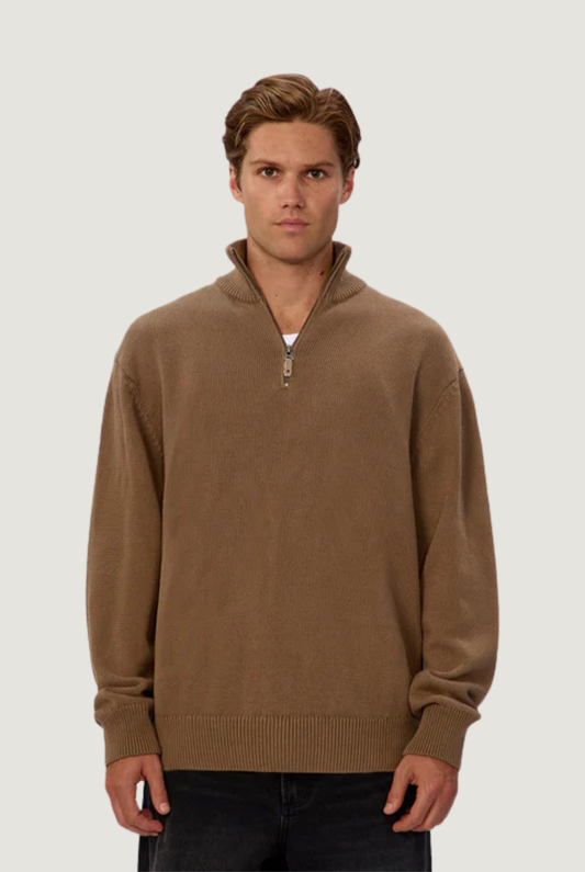 Maine Zip Neck in Acorn