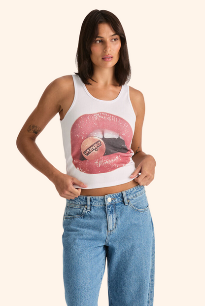 Leading You Reaction Tank