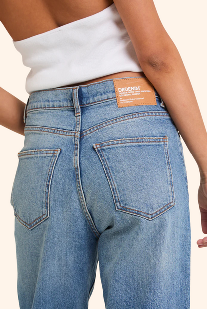 Elba Jeans in Bay Sky Fade