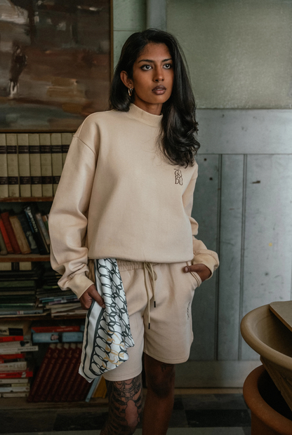 Lightweight Short in Beige